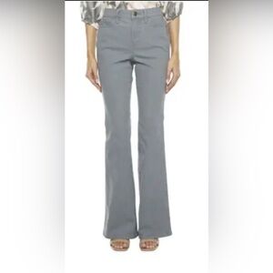 5/$25 RYEGRASS high-waisted, semi-flare denim jean size 4